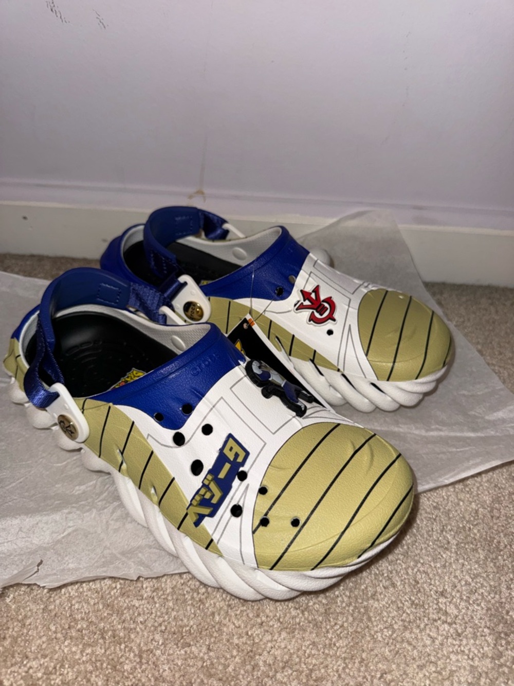 Crocs Dragon Ball Z Echo Clogs Size J6